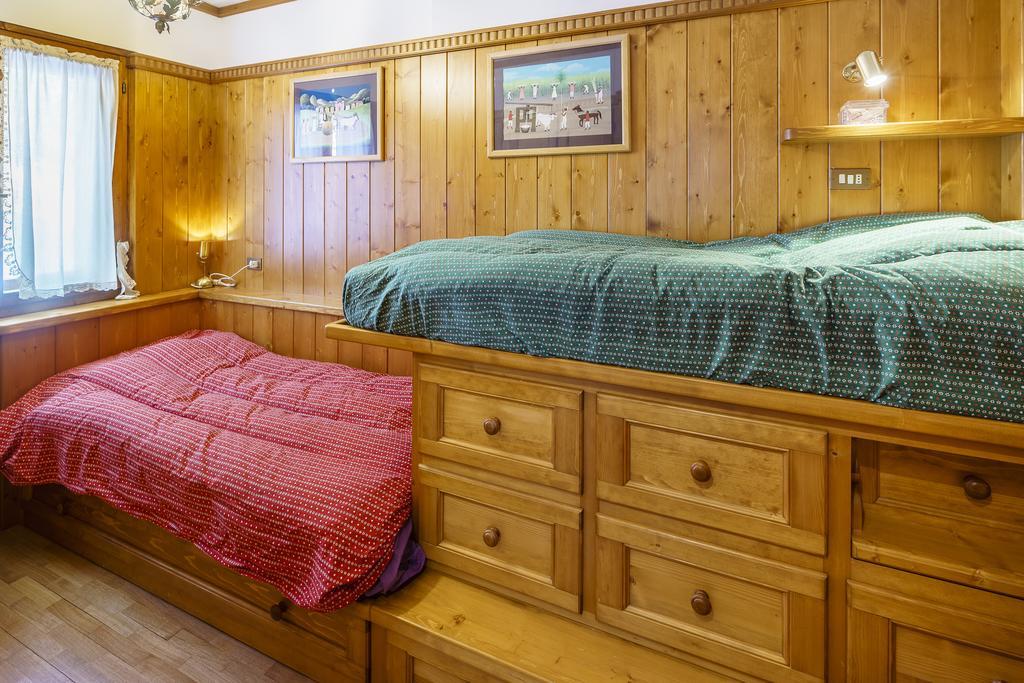 Villa Franchetti - Stayincortina Cortina dʼAmpezzo Kültér fotó